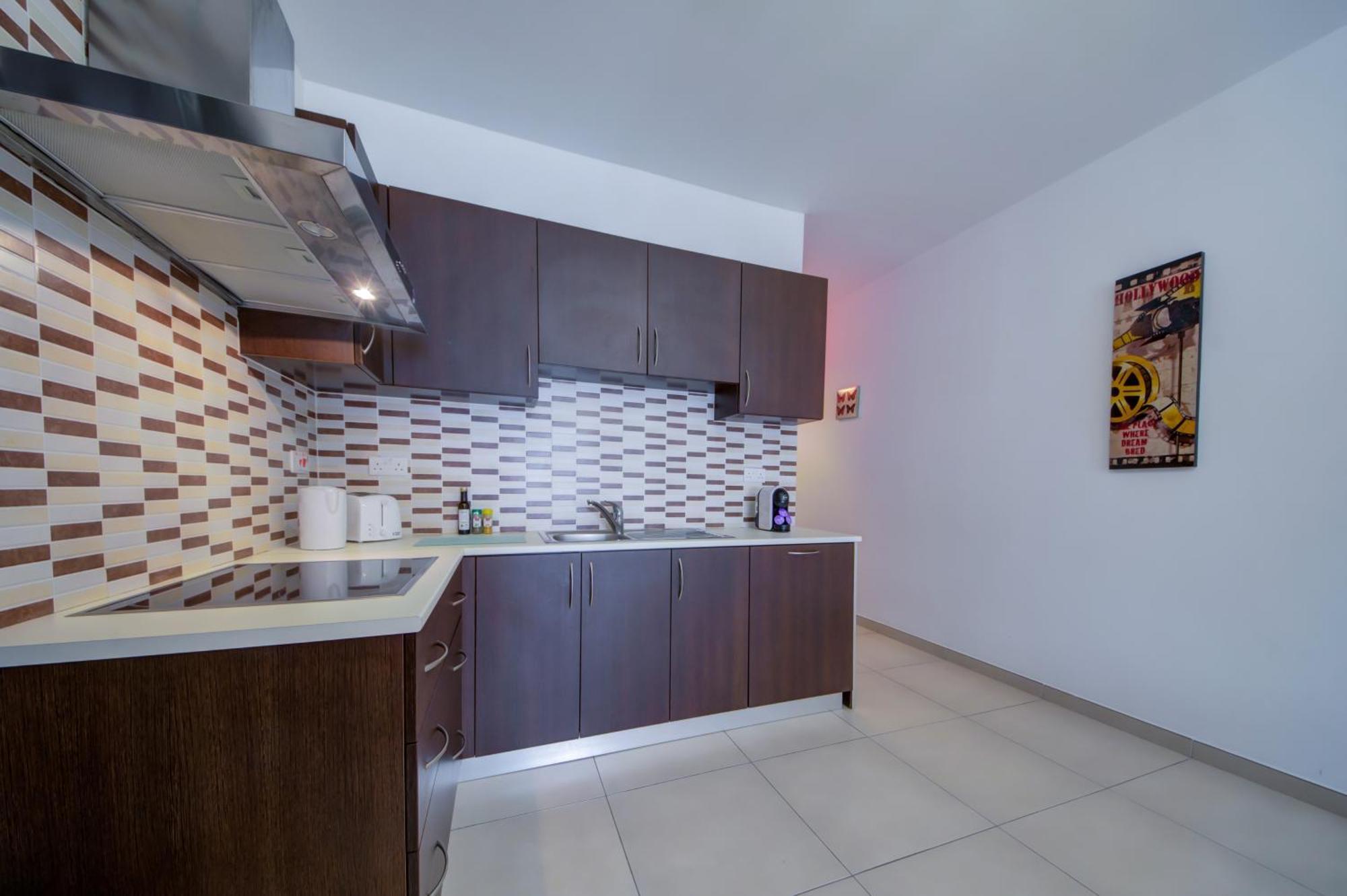 Prime Location, Modern Apartment In St Julian'S, Paceville, Apt 8 By Vaganza Saint Julian's Luaran gambar